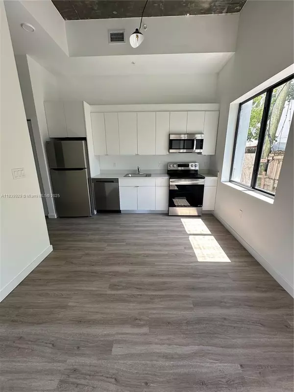 Miami, FL 33127,3422 NW 5th Ave #108