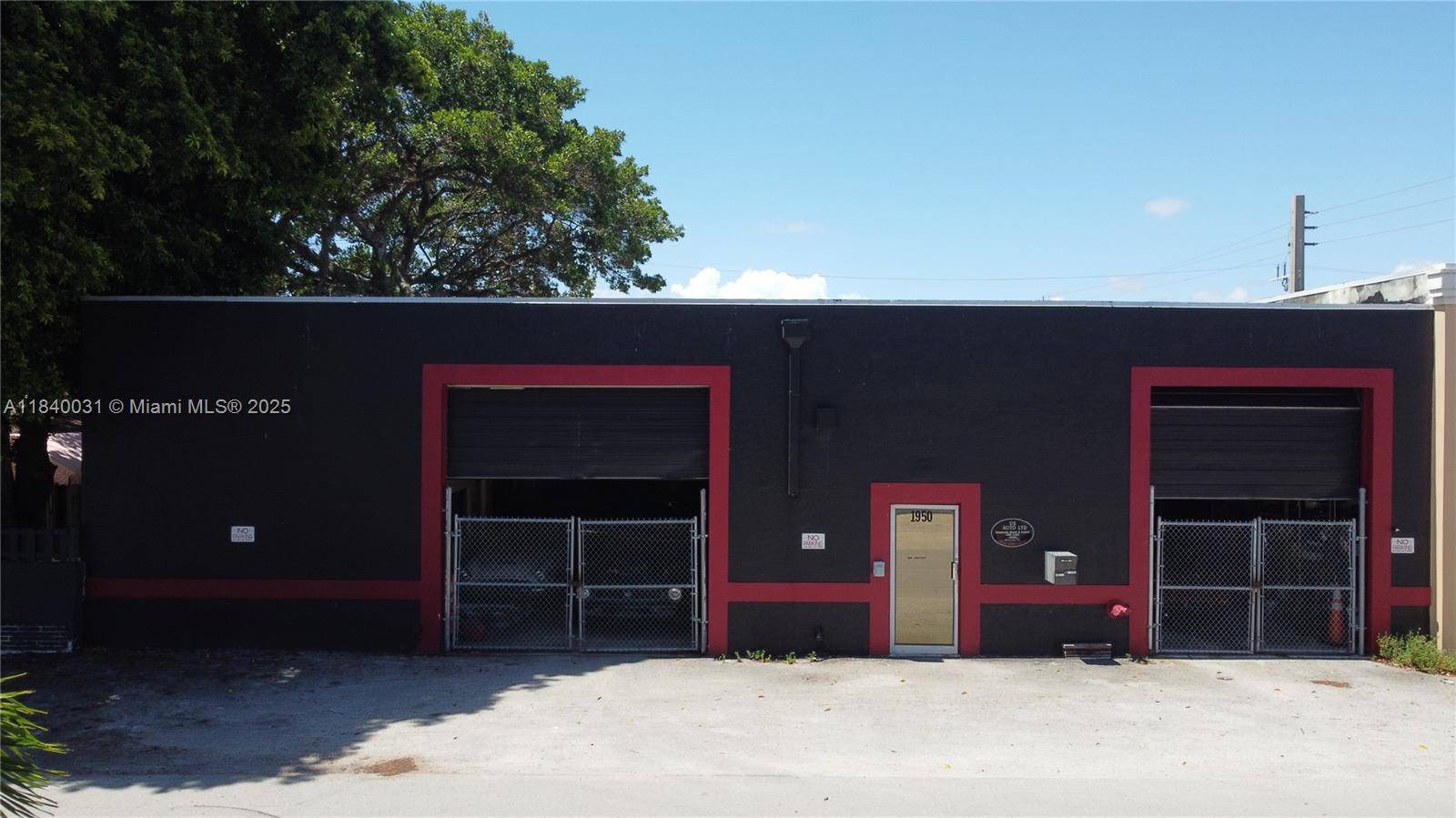 Hollywood, FL 33020,1950 Grant St