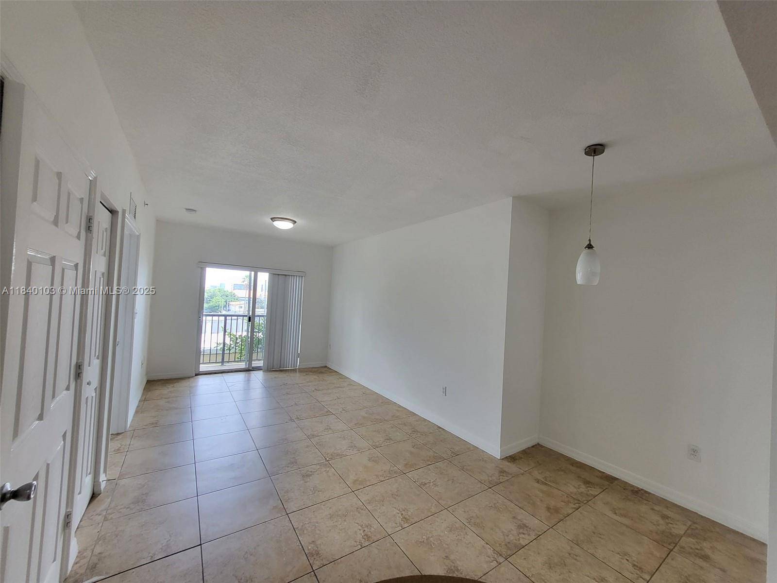 435 SW 12th Ave #610, Miami, FL 33130