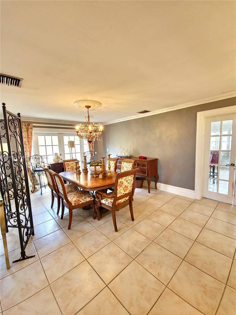 Miami, FL 33196,9057 SW 157th Path