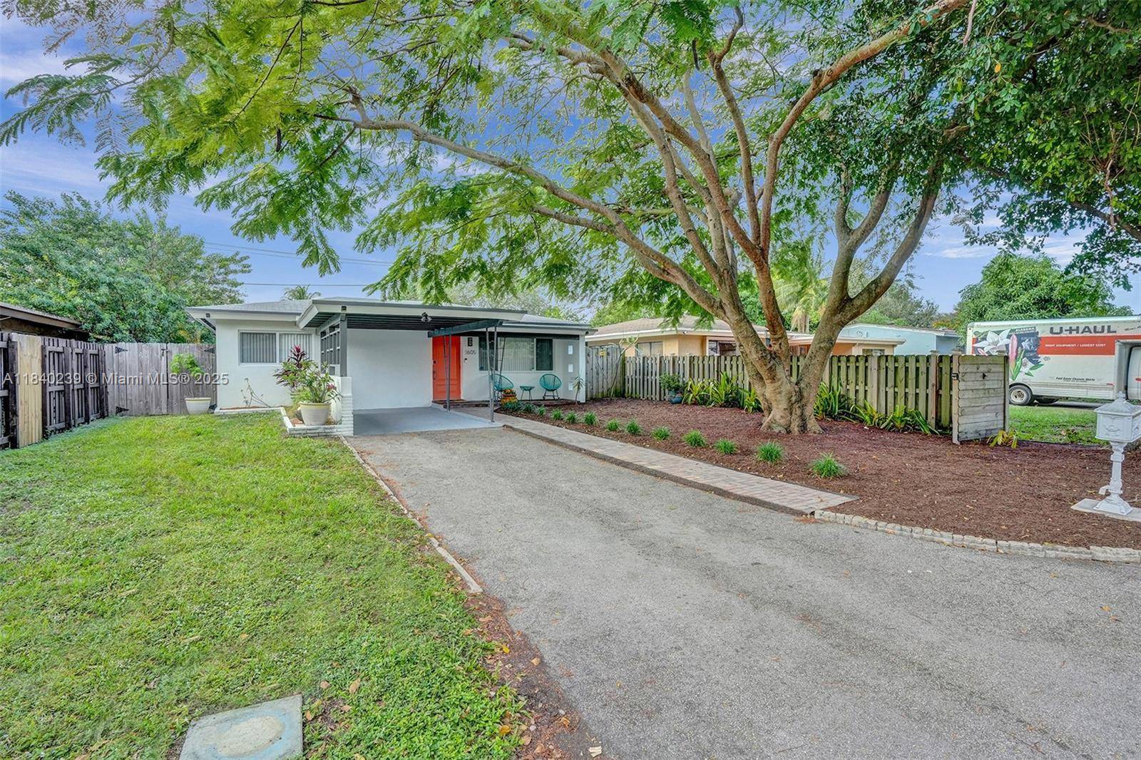 Fort Lauderdale, FL 33311,1605 NW 7th Ter