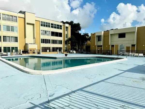 Miami, FL 33193,6911 SW 147th Ave #3C