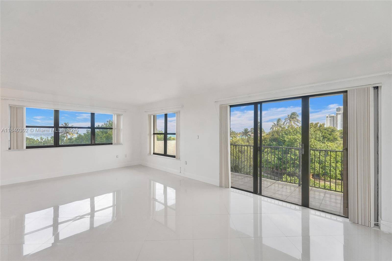 Hollywood, FL 33019,1201 S Ocean Dr #402S
