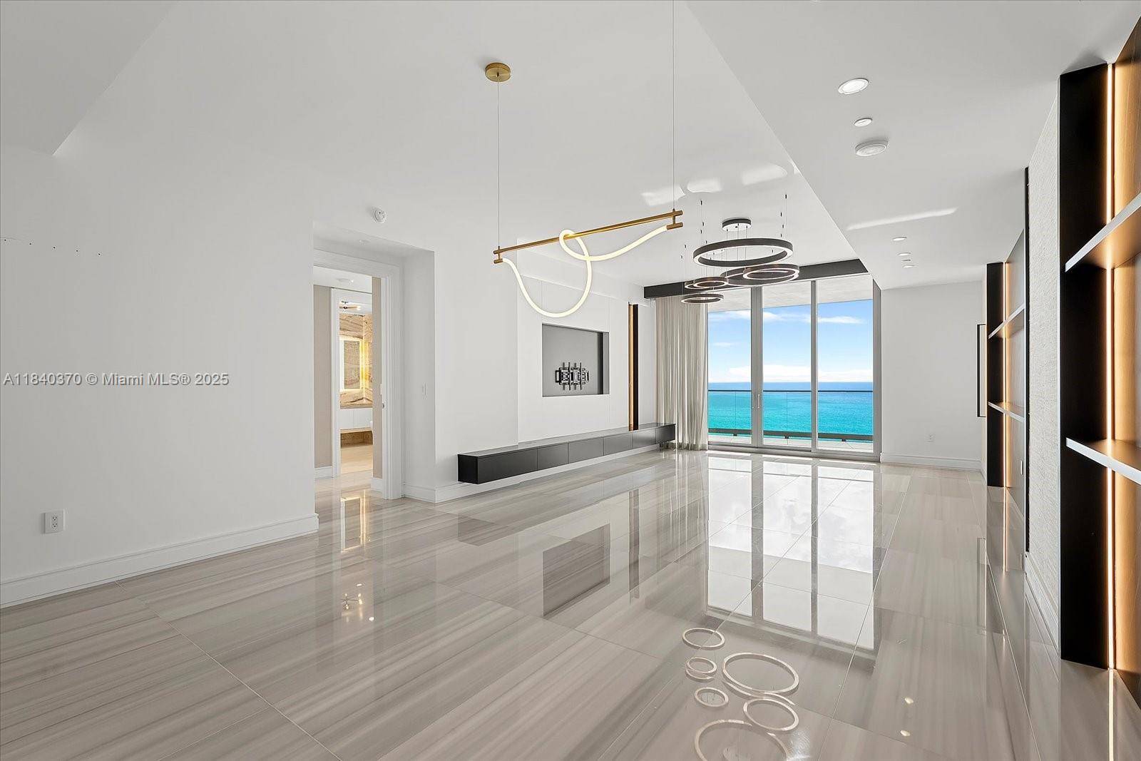 Sunny Isles Beach, FL 33160,17901 Collins Ave #2102