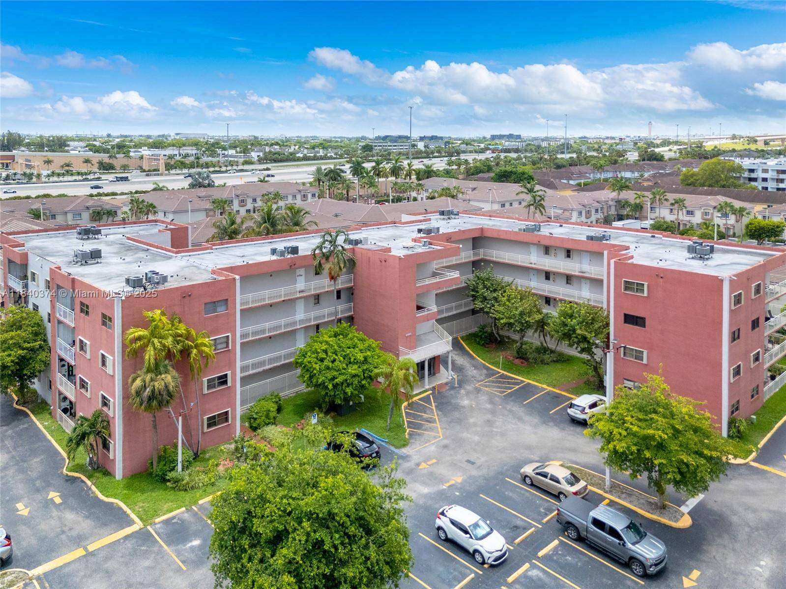 Miami, FL 33126,8425 NW 8th St #304