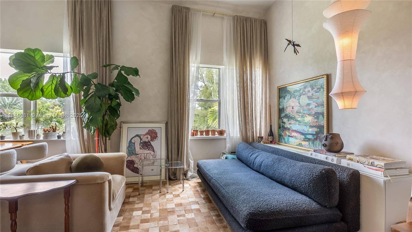 Miami Beach, FL 33139,1521 Lenox Ave #307