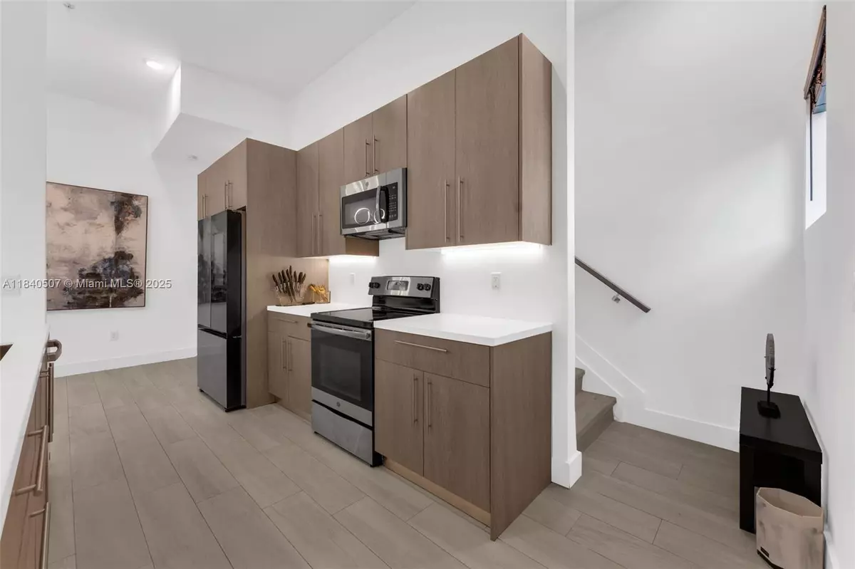 Plantation, FL 33317,4460 NW 8th Pl