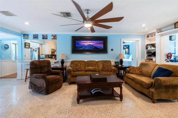 Delray Beach, FL 33444,204 S Seacrest Cir