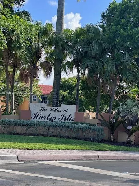 4906 Schooner Dr #5302, Dania Beach, FL 33312