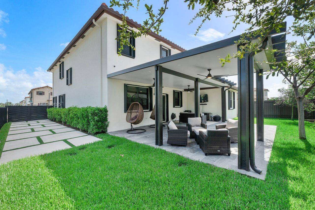 Homestead, FL 33032,11886 SW 234th St