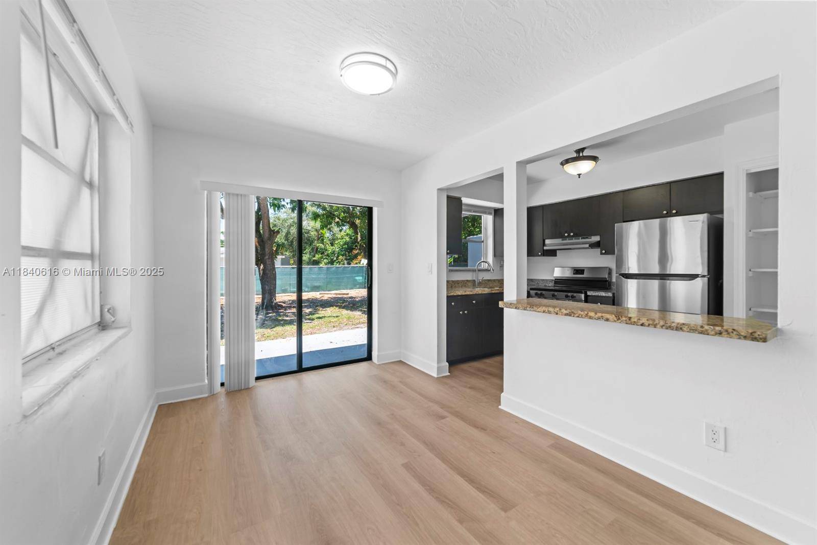 North Miami Beach, FL 33160,2457 NE 183rd St #2459