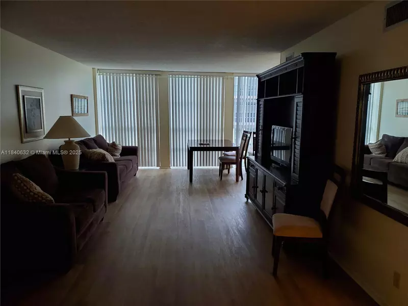 851 Three Islands Blvd #202, Hallandale Beach, FL 33009