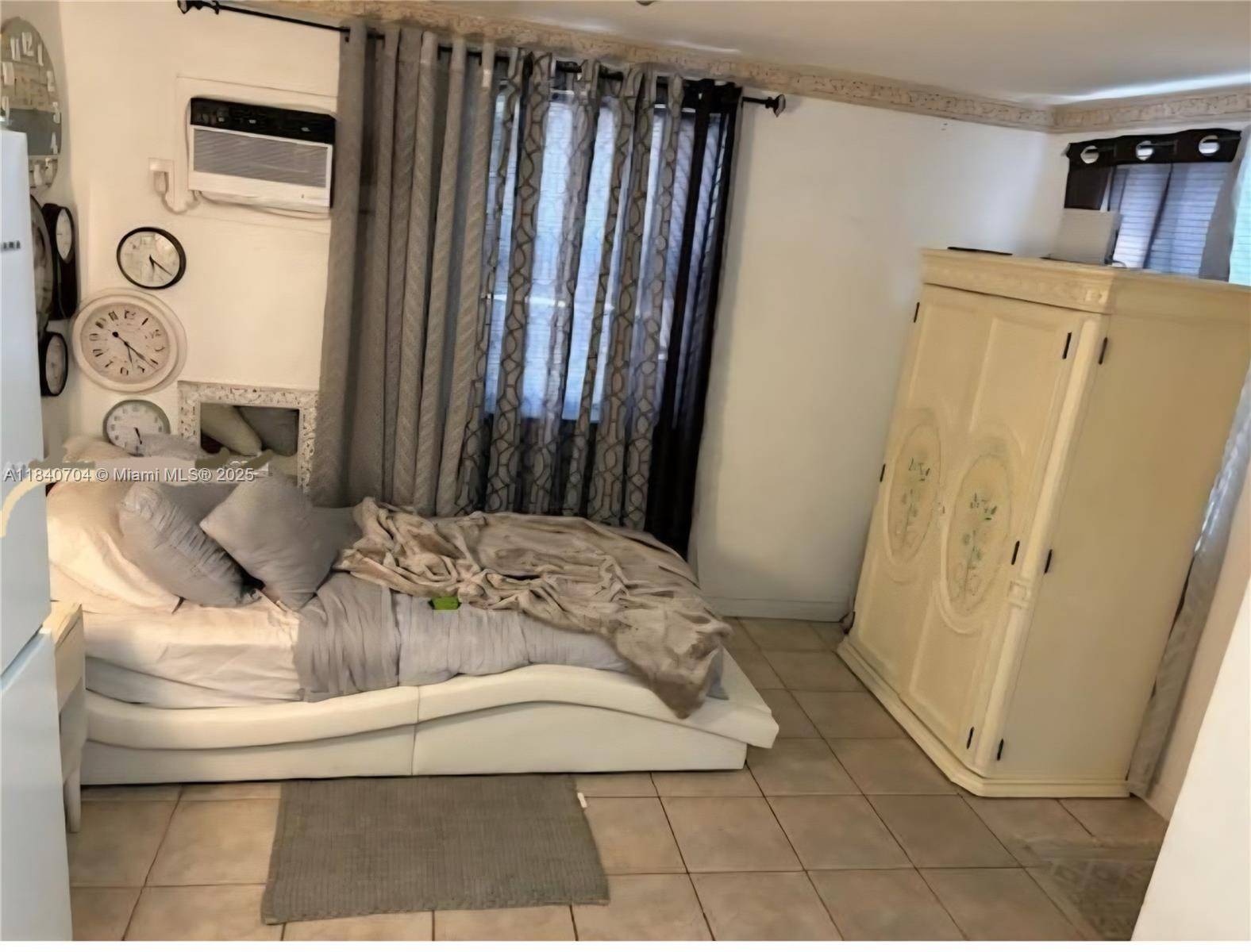 Miami Springs, FL 33166,117 Curtiss Pkwy #3