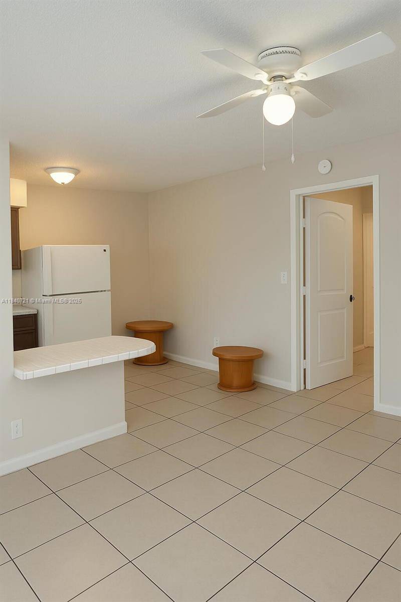 Fort Lauderdale, FL 33311,1030 NW 3rd Ave #1