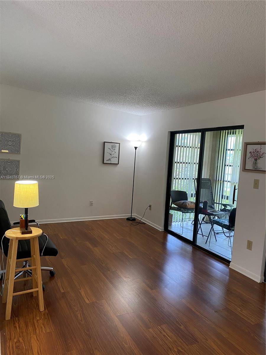 Tamarac, FL 33321,10407 E Clairmont Cir #210