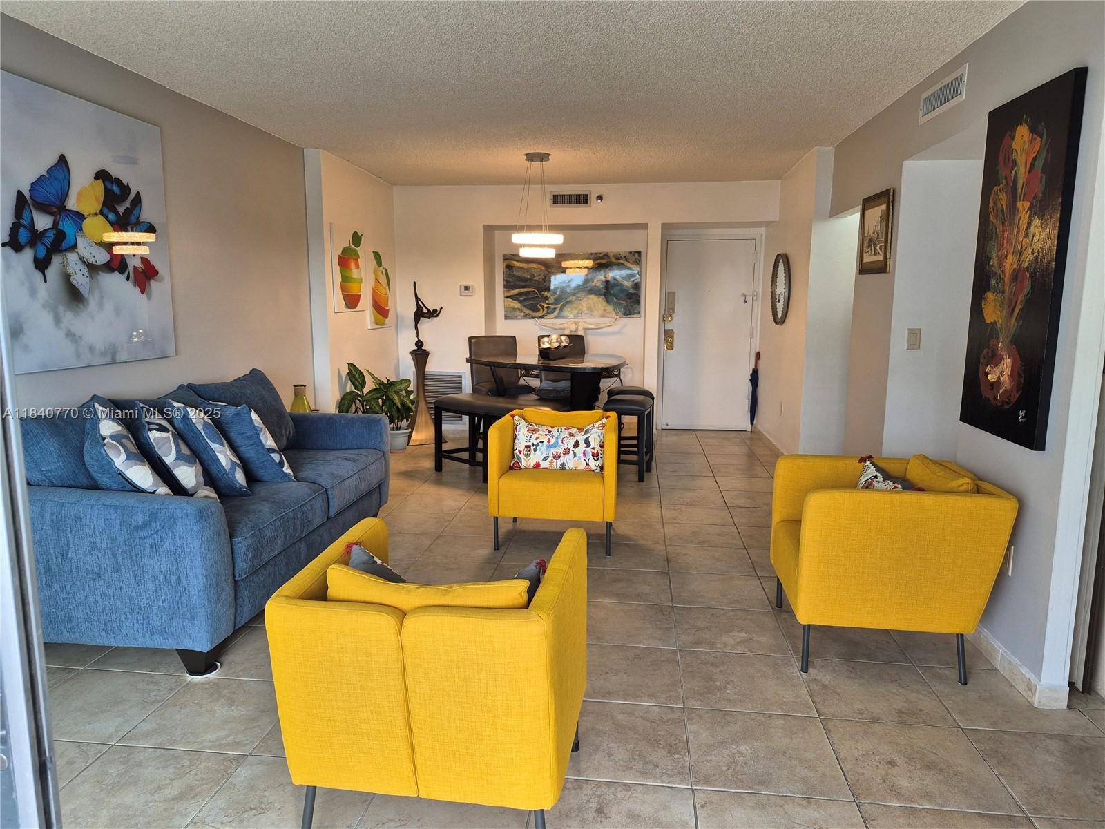 4001 Hillcrest Dr #705, Hollywood, FL 33021