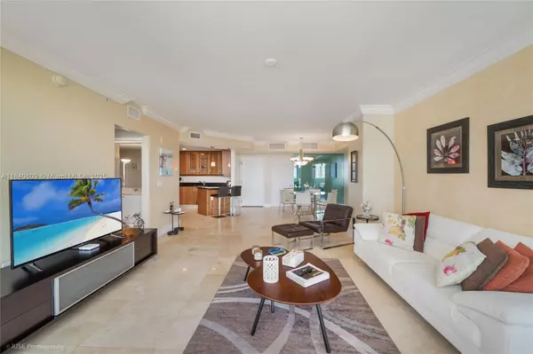 19400 Turnberry Way #922, Aventura, FL 33180