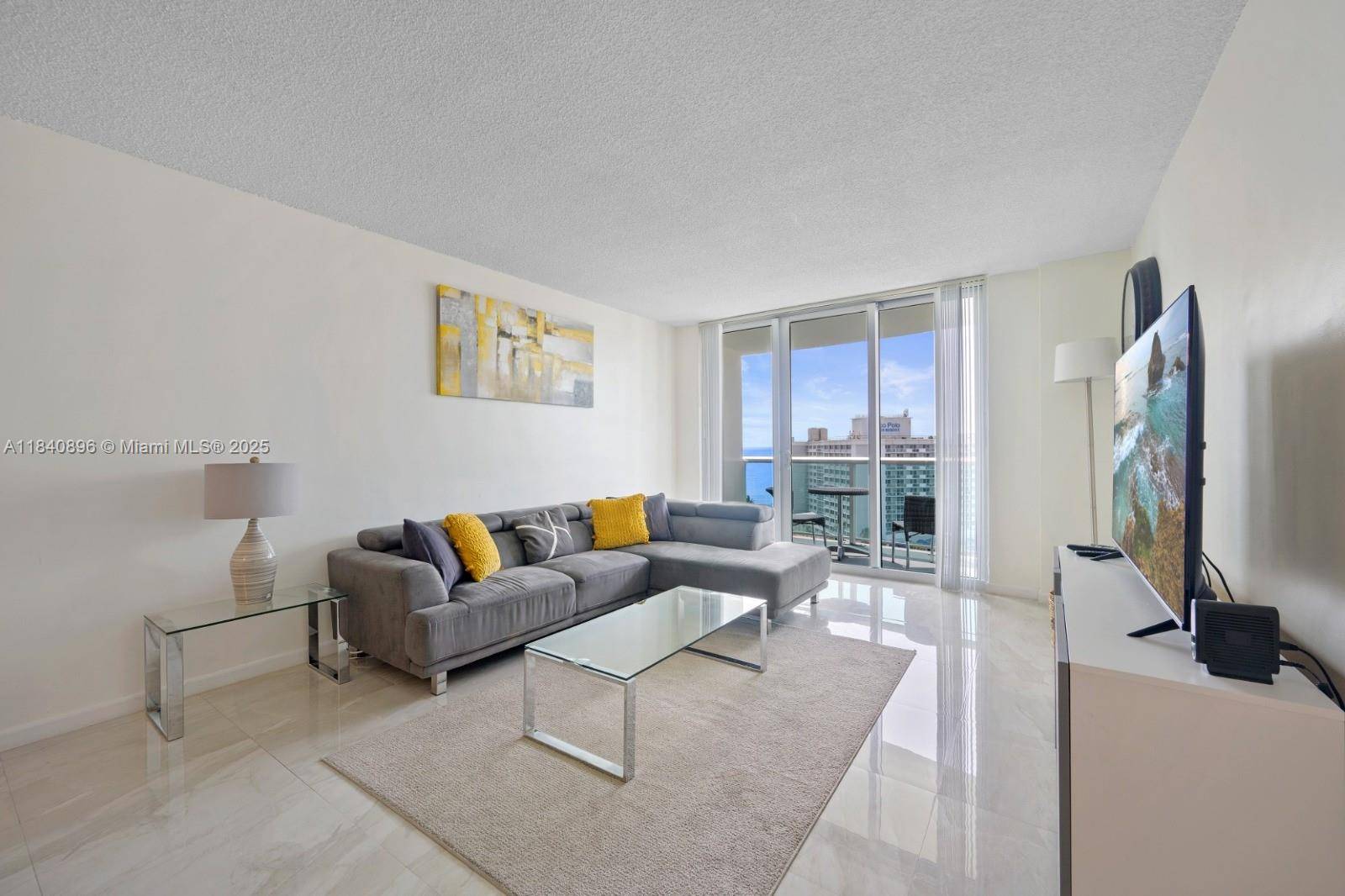 Sunny Isles Beach, FL 33160,19370 Collins Ave #1425