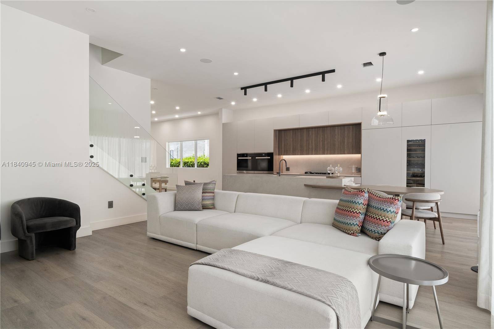 Sunny Isles Beach, FL 33160,18955 Atlantic Blvd