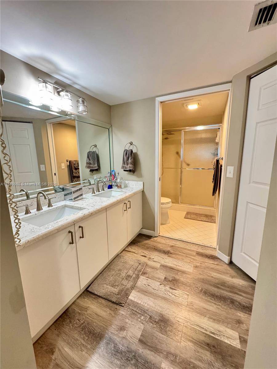 Pembroke Pines, FL 33027,1501 SW 131st Way #301P
