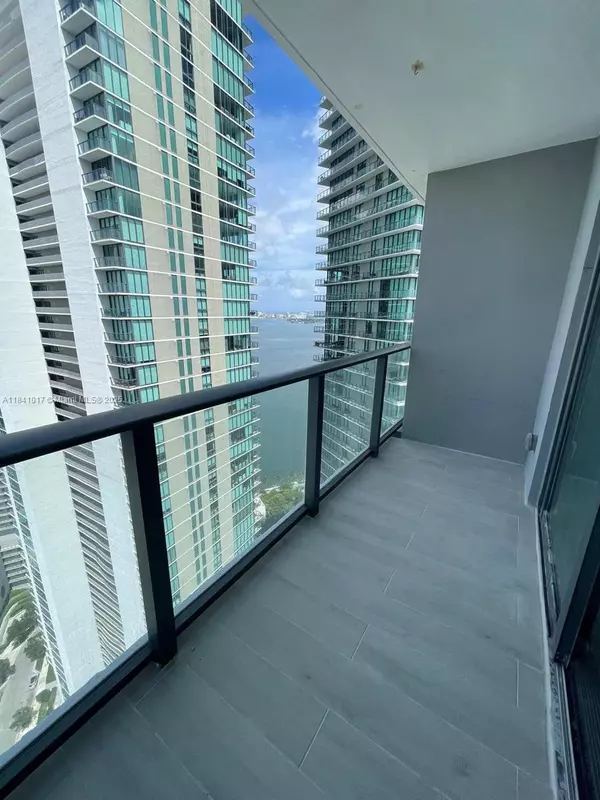 Miami, FL 33137,501 NE 31st St #3705
