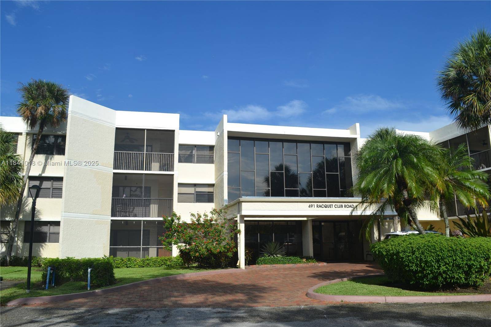 491 Racquet Club Rd #302, Weston, FL 33326