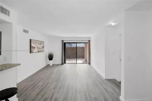 Miami, FL 33186,8999 SW 123rd Ct #107