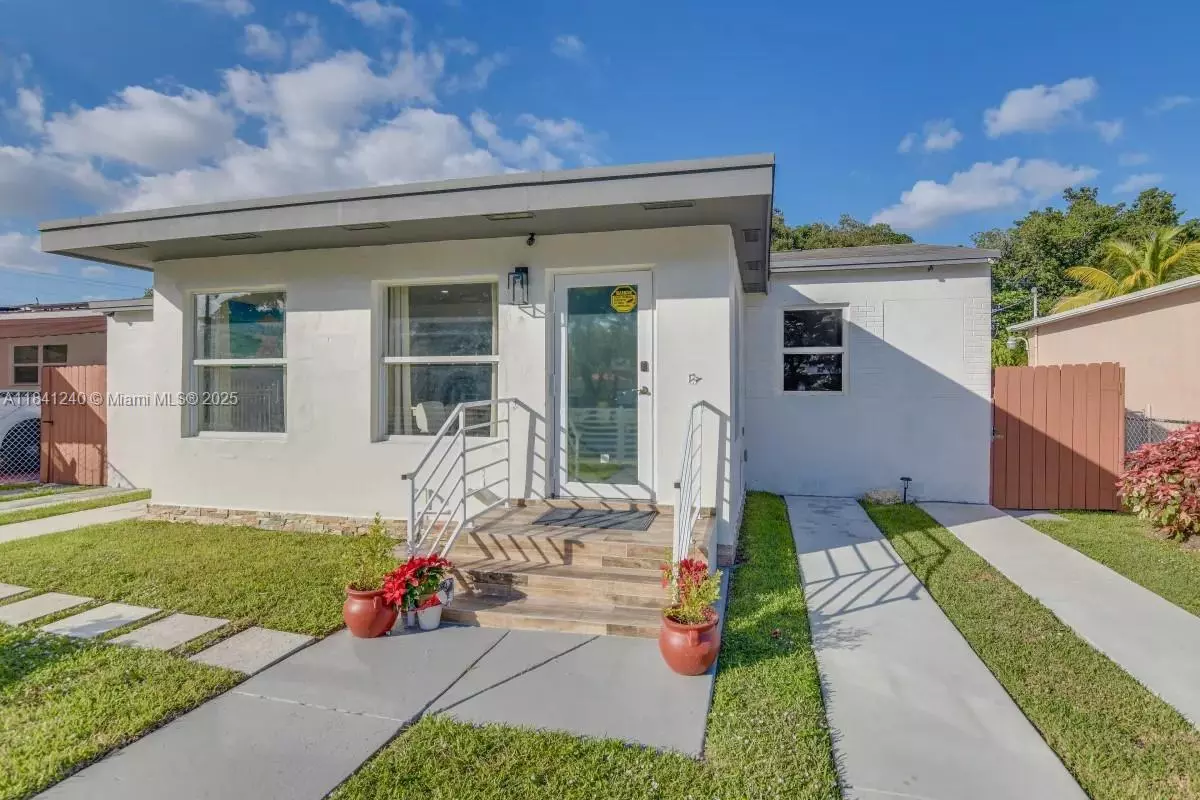 Miami, FL 33161,19 NE 115th St #Main House