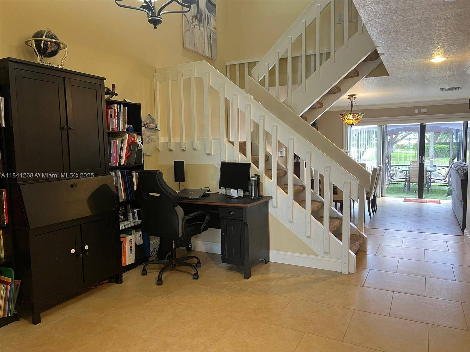 Plantation, FL 33324,9894 Fairway Cove Ln #9894