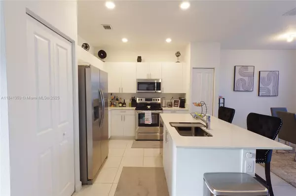 Miami Gardens, FL 33169,20441 NW 4th Ct