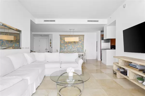 Miami, FL 33131,901 Brickell Key Blvd #3301