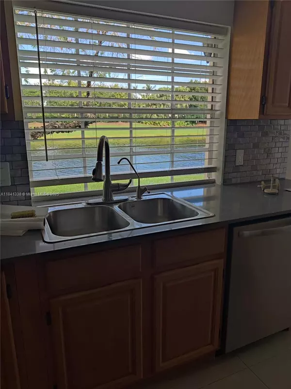 Weston, FL 33326,1510 Springside Dr #-