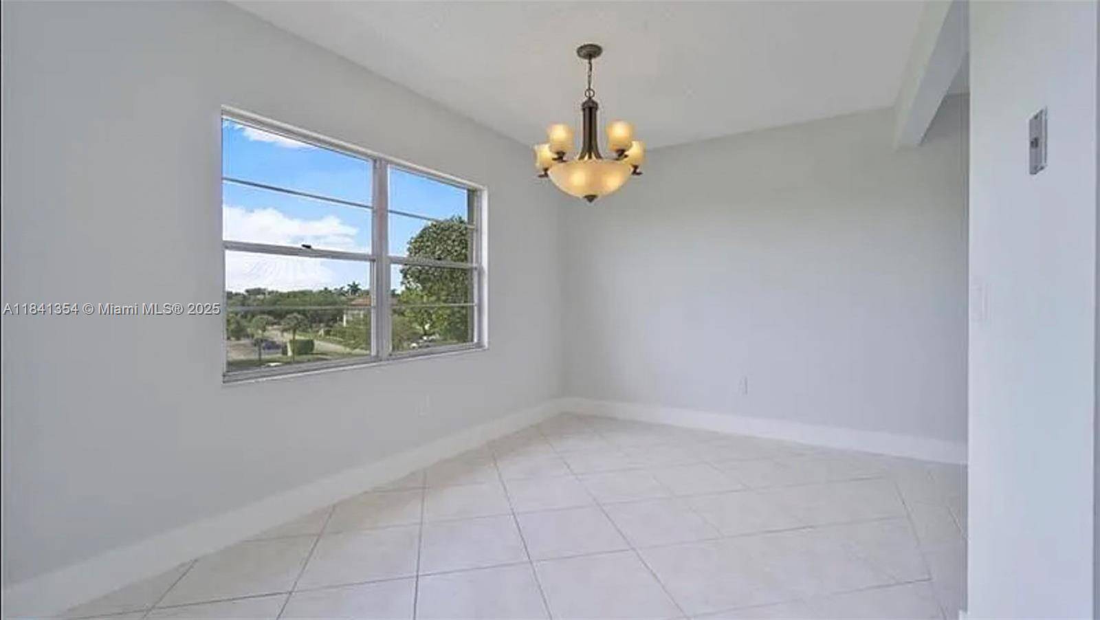 Pembroke Pines, FL 33027,13450 SW 3rd St #401D
