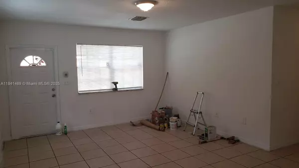 Miami, FL 33127,163 NW 59th St #163
