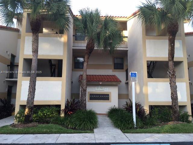 Sunrise, FL 33351