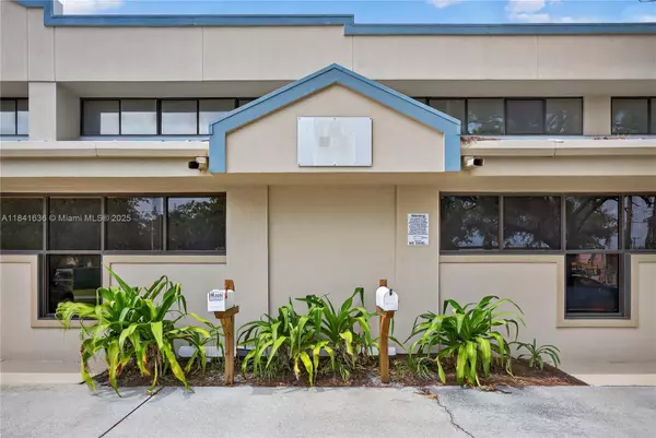 Other City - In The State Of Florida, FL 34237,2239 15th St D