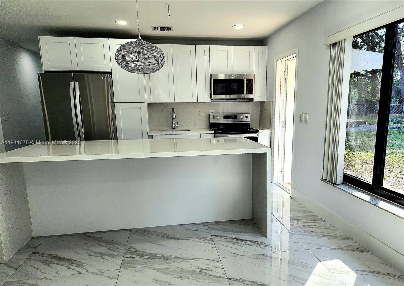 Oakland Park, FL 33334,1028 NE 39th St #0