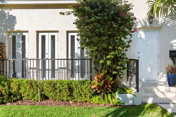 Coral Gables, FL 33134,737 Alhambra Cir