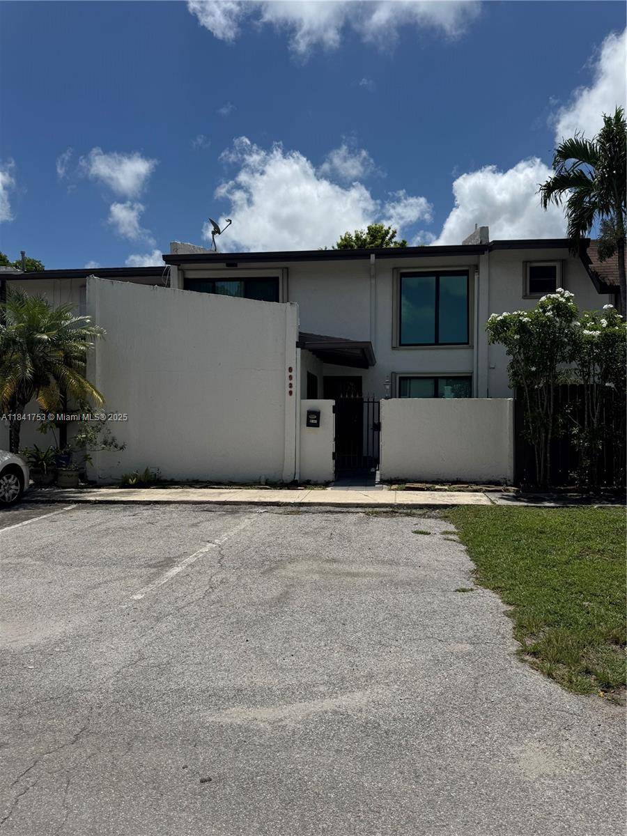 Miami, FL 33173,6929 SW 109th Pl