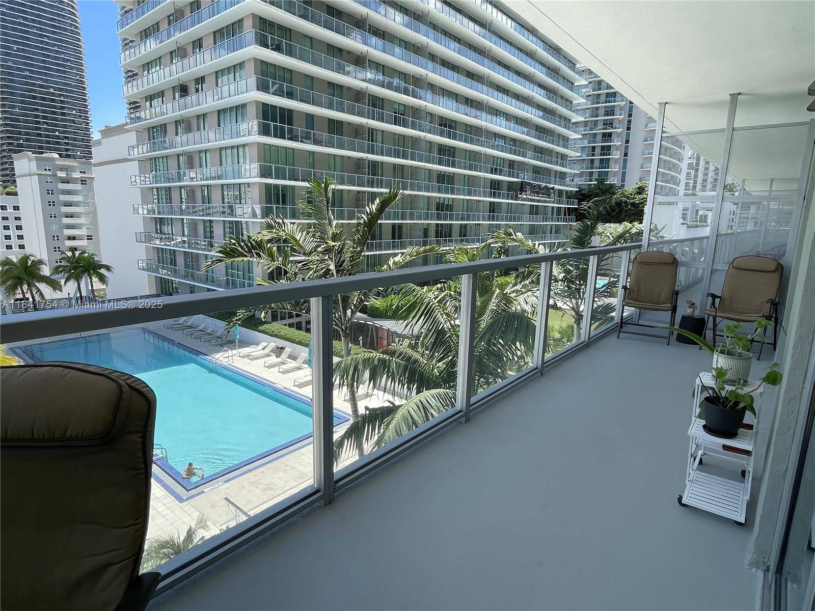 79 SW 12th St #1211-S, Miami, FL 33130