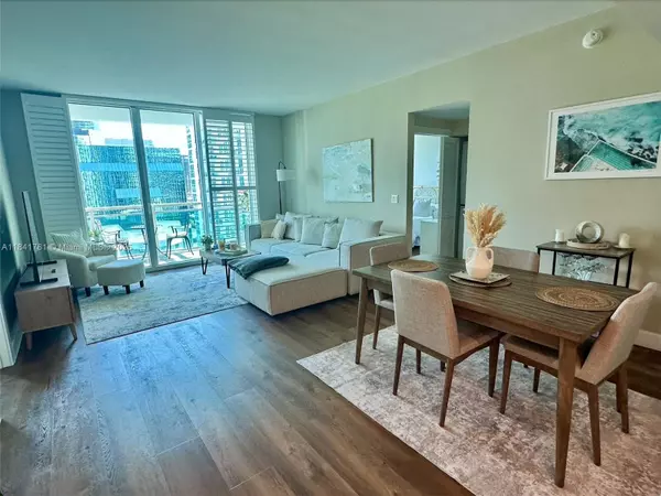 950 Brickell Bay Dr #1905, Miami, FL 33131