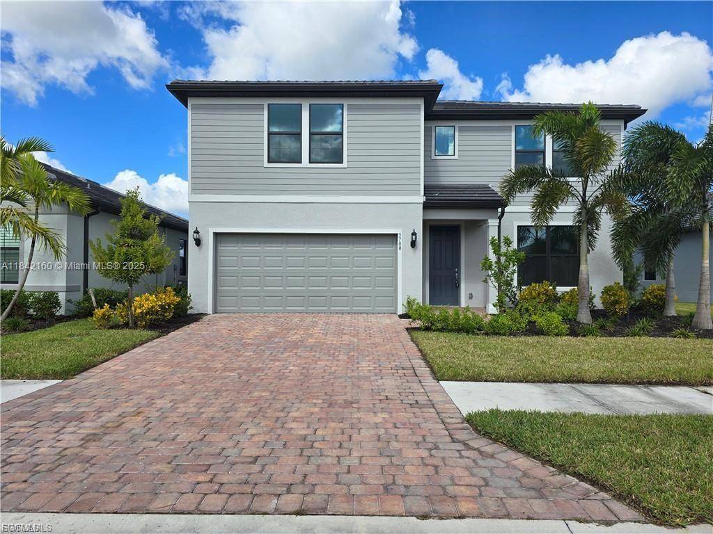3700 Passion Vine Dr, Other, FL 33920