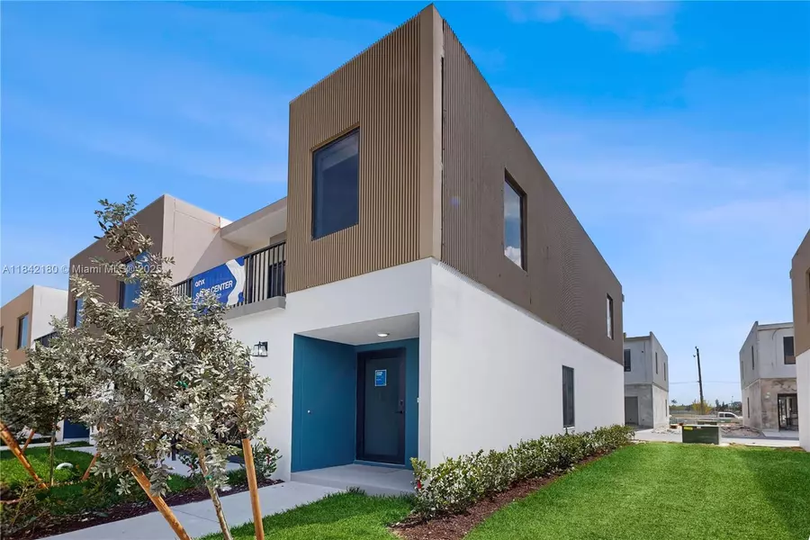14624 SW 261 TERR, Homestead, FL 33032