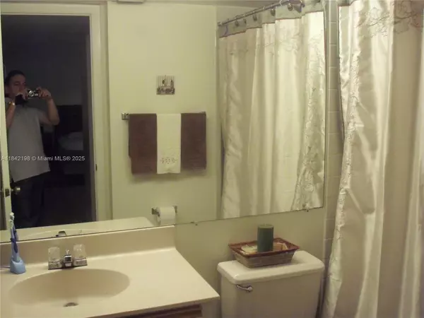 Coconut Creek, FL 33063,Address not disclosed