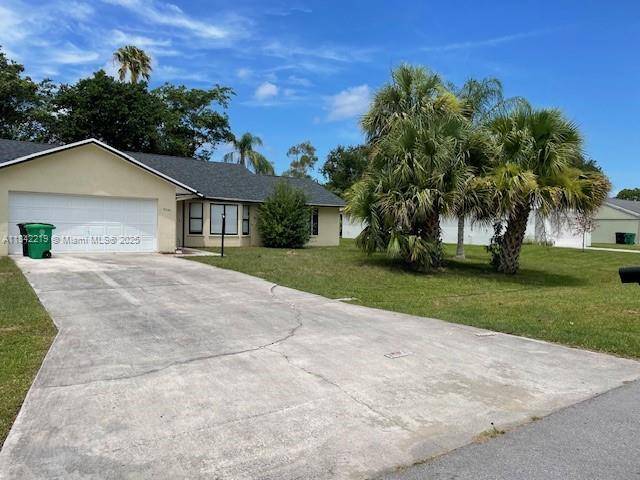 2250 SE Shelter Dr, Port St Lucie, FL 34952