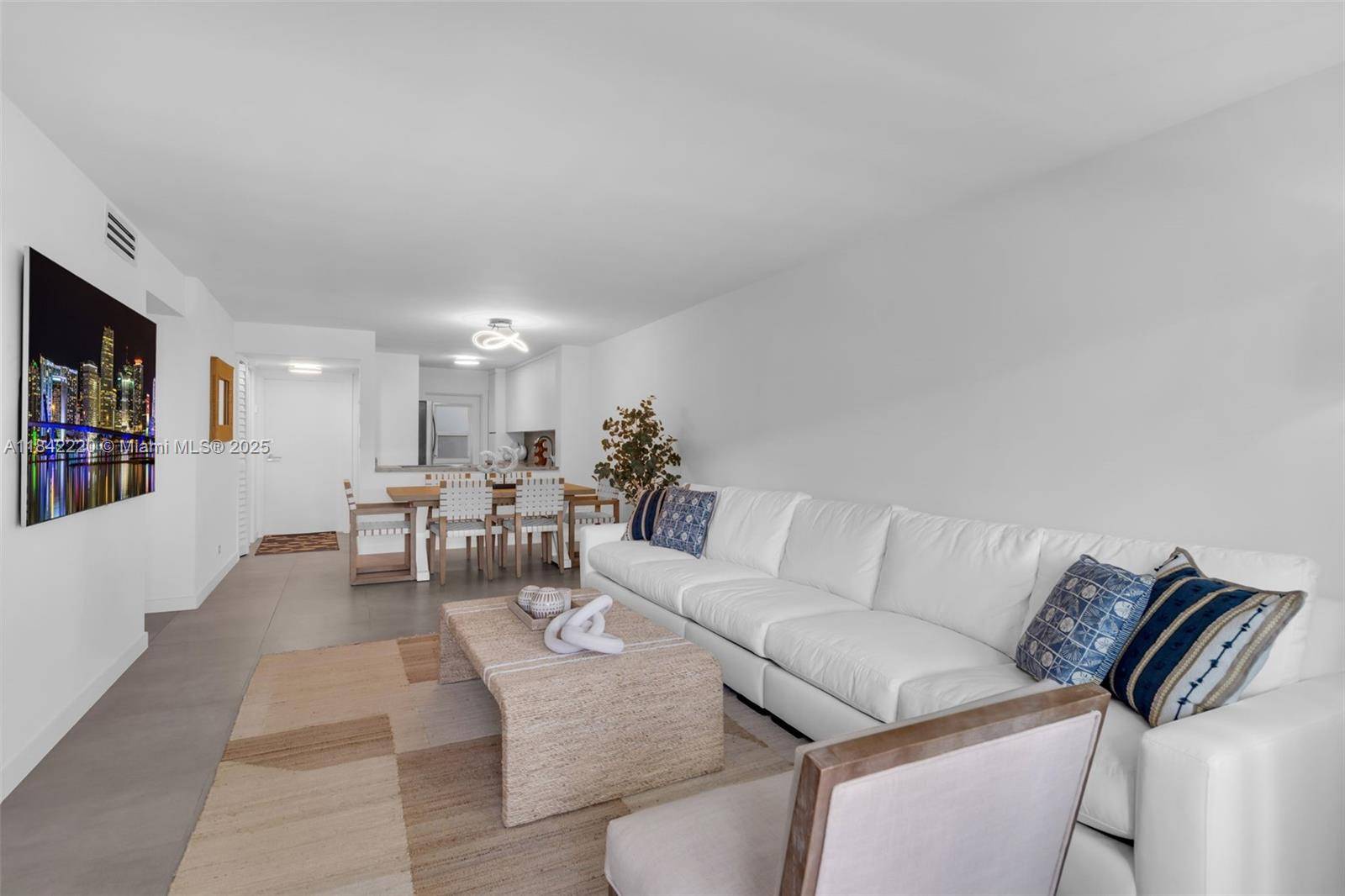 Key Biscayne, FL 33149,300 Galen Dr #204
