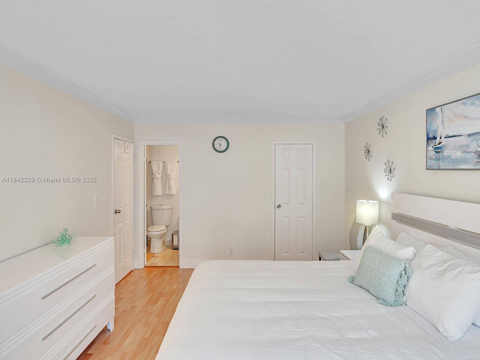Hallandale Beach, FL 33009,851 Three Islands Blvd #303