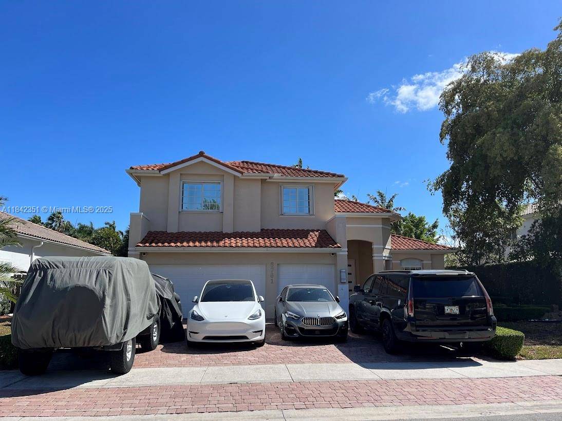 6761 NW 112th Ave, Doral, FL 33178