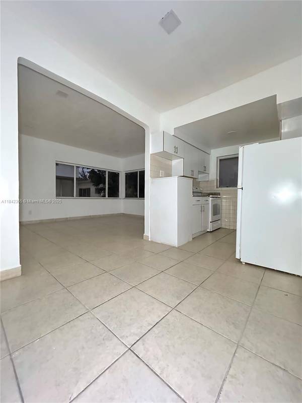 7629 Dickens Ave #8, Miami Beach, FL 33141