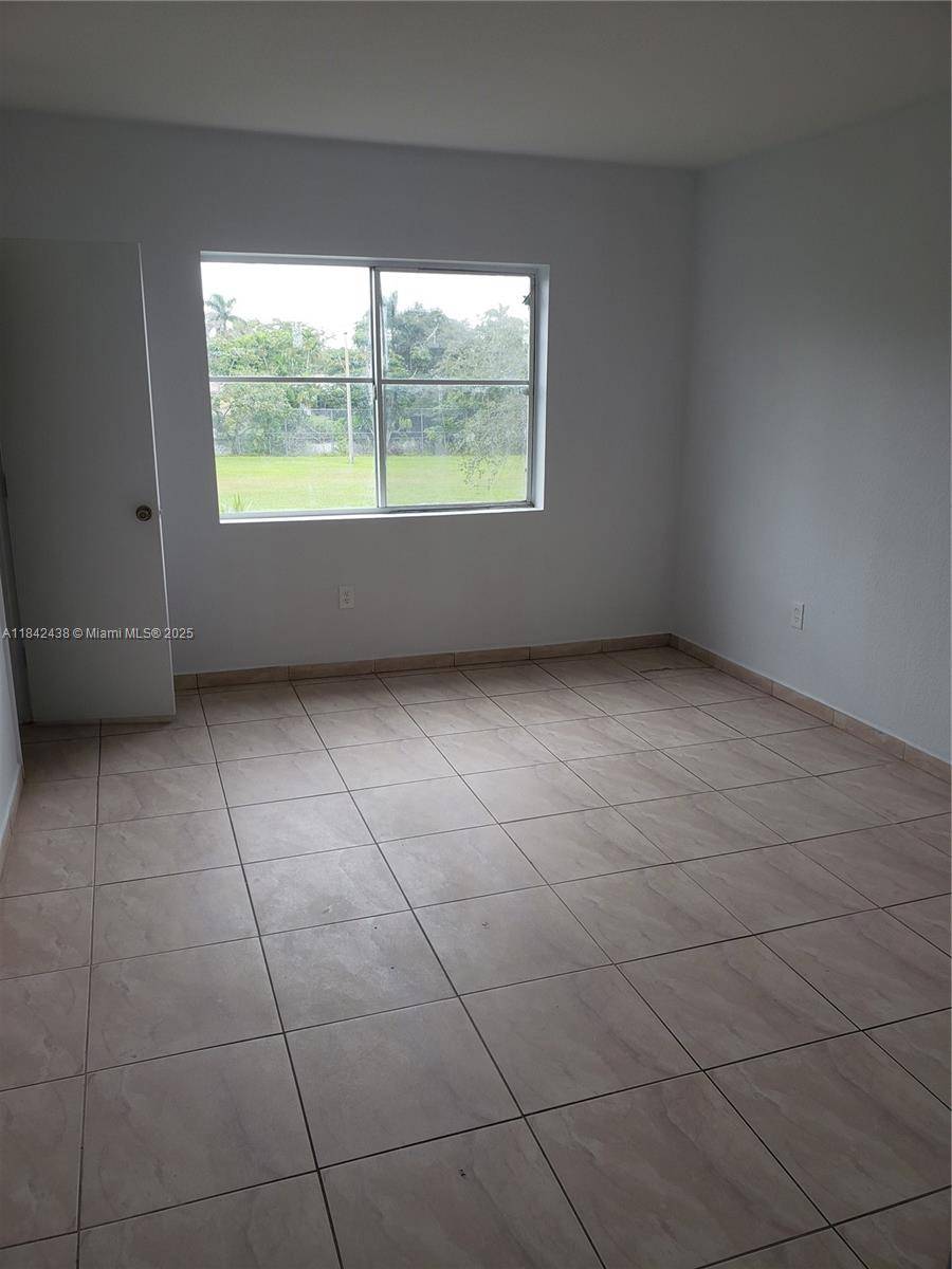 Miami, FL 33150,456 NW 85th St Rd #456
